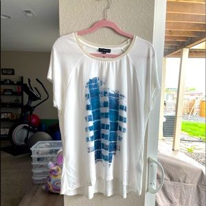 Silver Jeans Co. blue/white short sleeves round neck top. Size XL